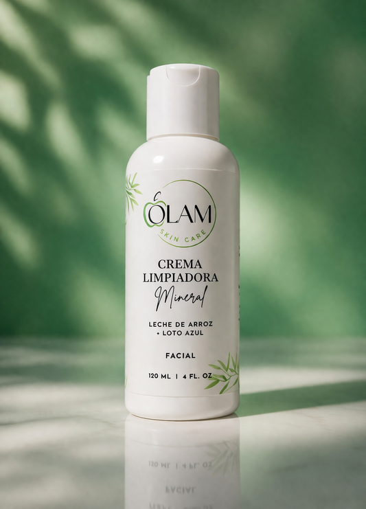 Mineral cleansing cream made with rice milk and blue lotus extract.